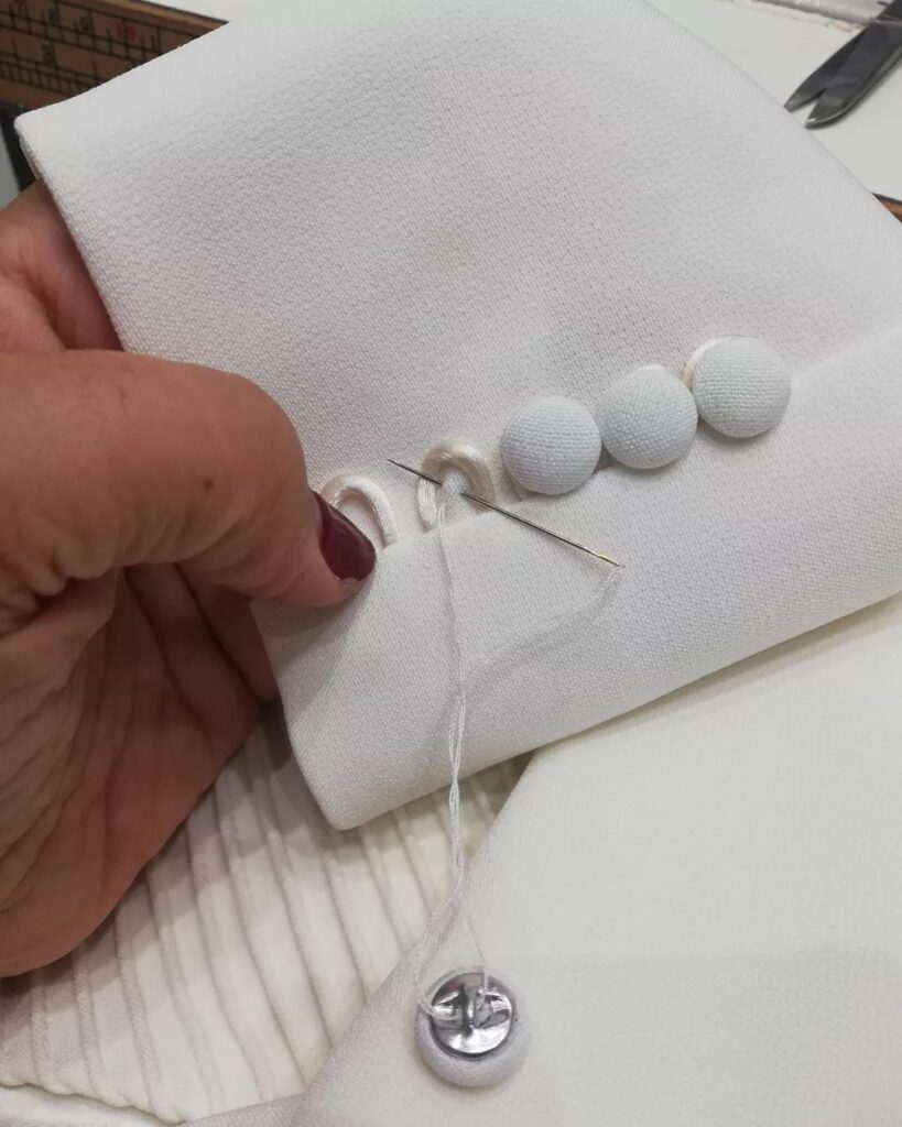 Diseño y confección de trajes a medida en Majadahonda - Maribel Vilches